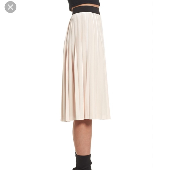 Nordstrom's Velour Leith Midi Skirt - Picture 4 of 4